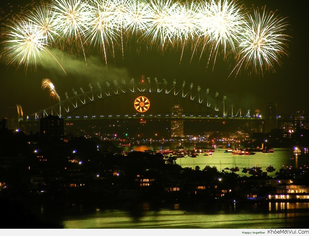 Những hình ảnh bắn pháo hoa chào mừng năm mới lung linh đẹp nhất thế giới -11